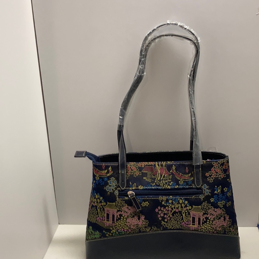 NWOT Embroided Bag